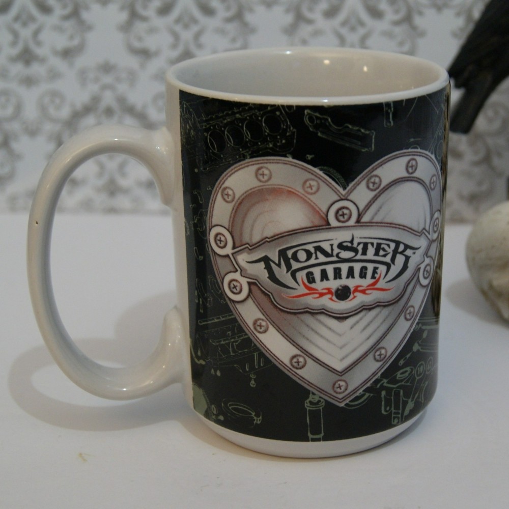 '06 Monster Garage Mug Cup The Discovery Channel Heart Microwave Dishwasher Safe
